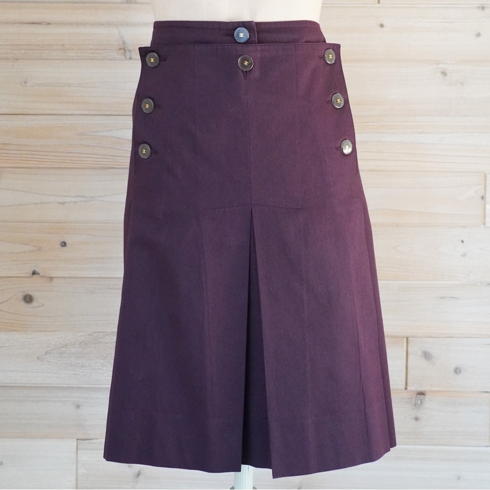 CHANEL Plum A-Line Button Front Skirt